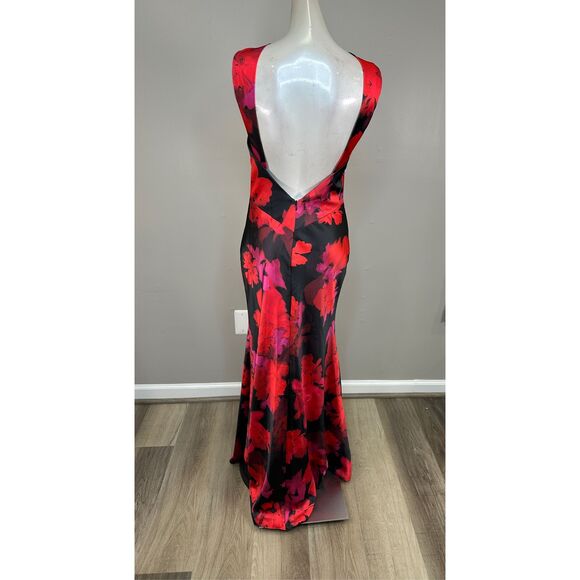 ML Monique Lhuillier Mallory Floral Satin Halterneck Gown US 4 $575 - Picture 7 of 11